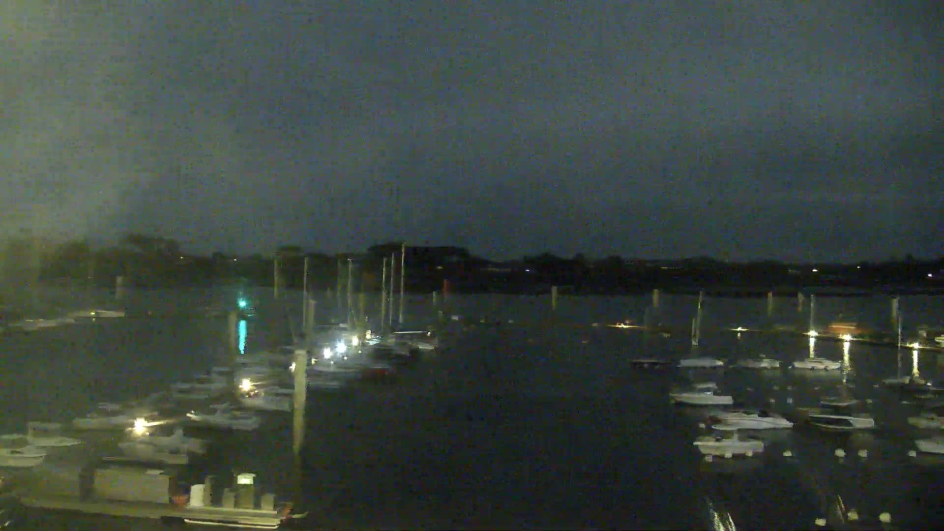 Landeda, Port de l'Aber Wrac'h Marine Live Cam - L'Aber Wrac'h, Landéda, Brest, Finistere, Bretagne, France