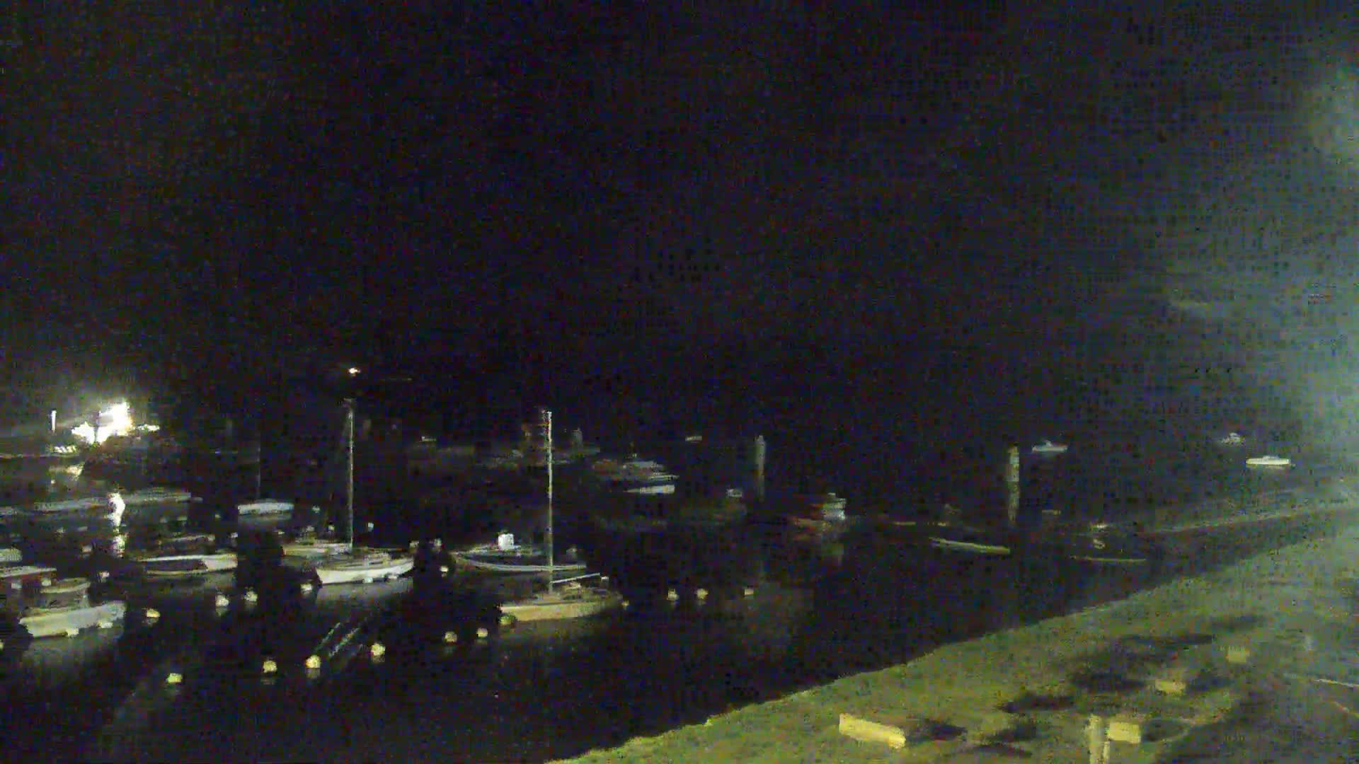 Landeda, Port de l'Aber Wrac'h Marine Live Cam - L'Aber Wrac'h, Landéda, Brest, Finistere, Bretagne, France