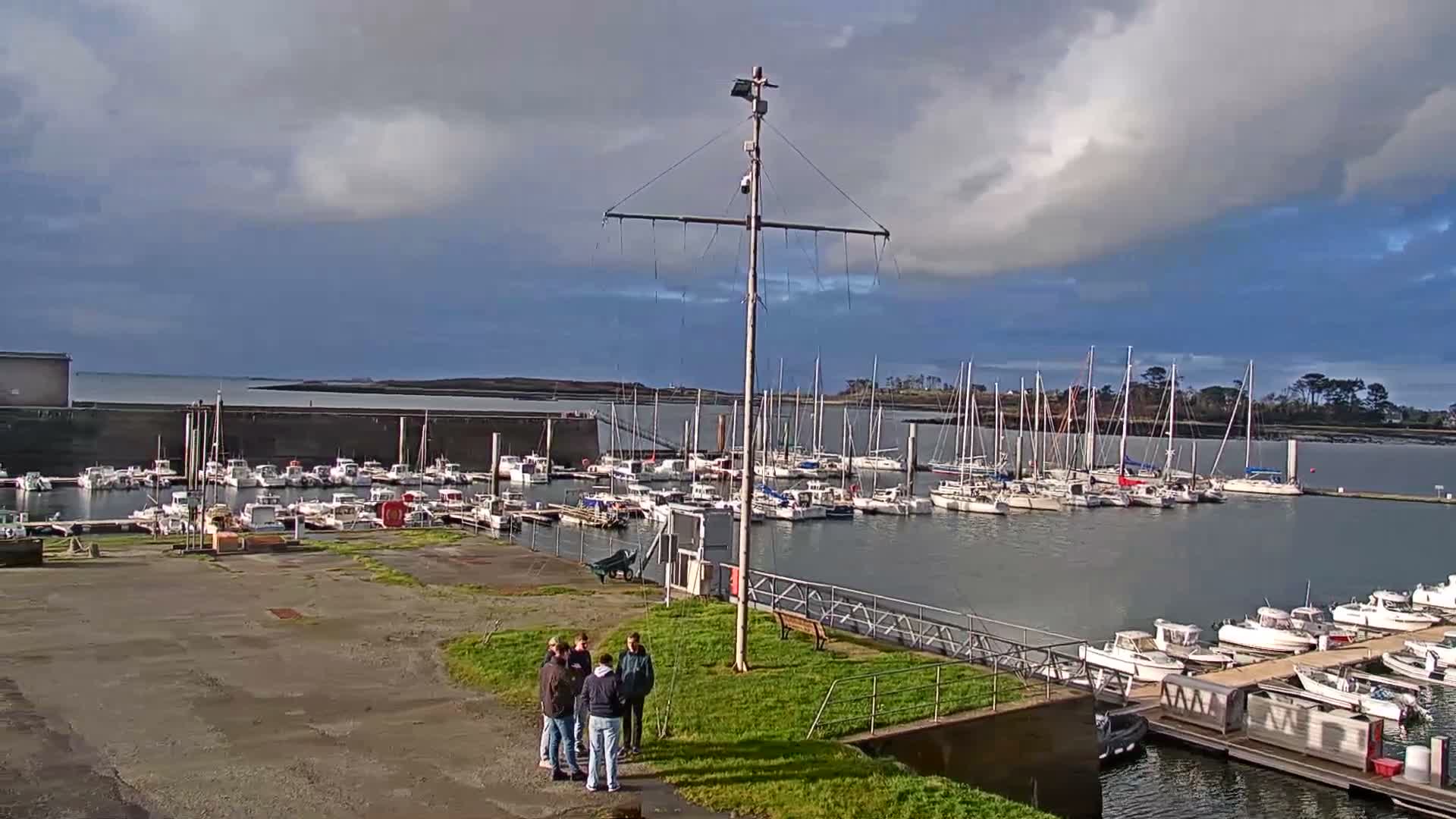 Landeda, Port de l'Aber Wrac'h Marine Live Cam - L'Aber Wrac'h, Landéda, Brest, Finistere, Bretagne, France