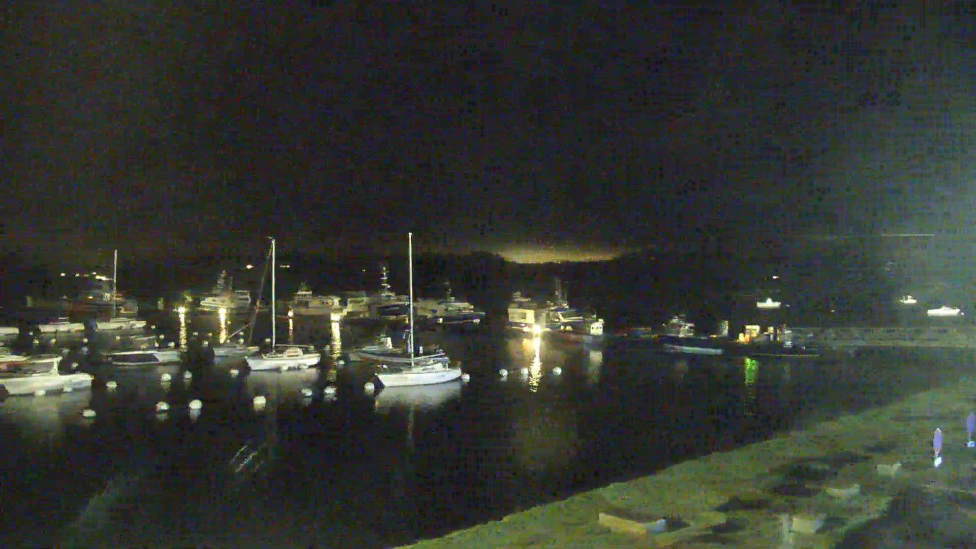 Landeda, Port de l'Aber Wrac'h Marine Live Cam - L'Aber Wrac'h, Landéda, Brest, Finistere, Bretagne, France