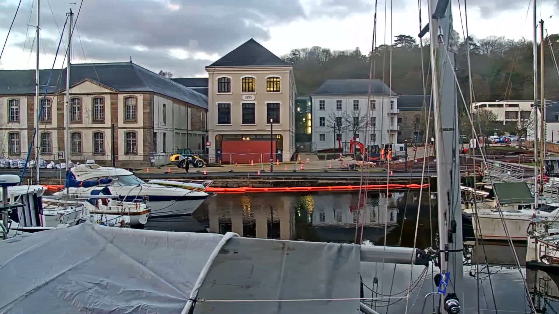 Morlaix City & Port de Morlaix Marine Live Cam - Coat Serho, Morlaix, Finistère, Bretagne, France