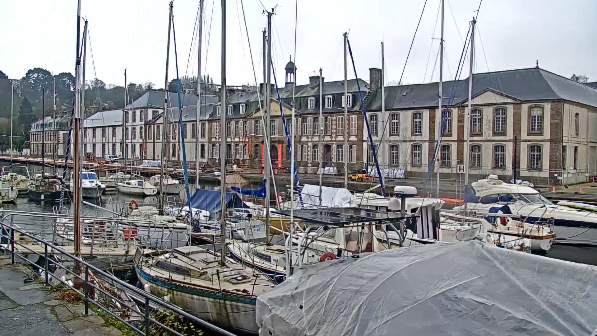 Morlaix City & Port de Morlaix Marine Live Cam - Coat Serho, Morlaix, Finistère, Bretagne, France