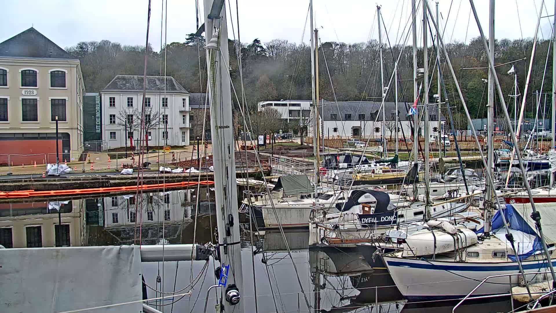 Morlaix City & Port de Morlaix Marine Live Cam - Coat Serho, Morlaix, Finistère, Bretagne, France