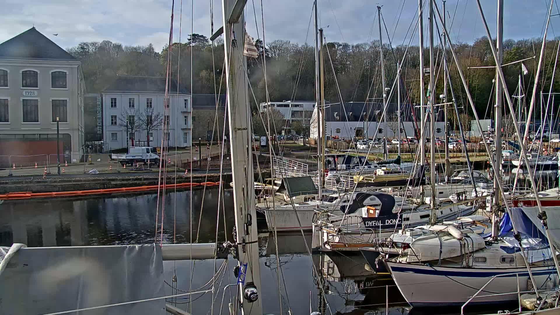 Morlaix City & Port de Morlaix Marine Live Cam - Coat Serho, Morlaix, Finistère, Bretagne, France