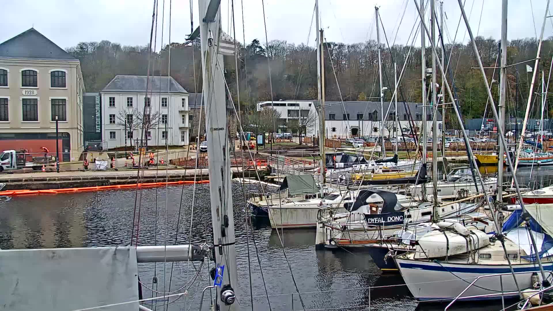 Morlaix City & Port de Morlaix Marine Live Cam - Coat Serho, Morlaix, Finistère, Bretagne, France