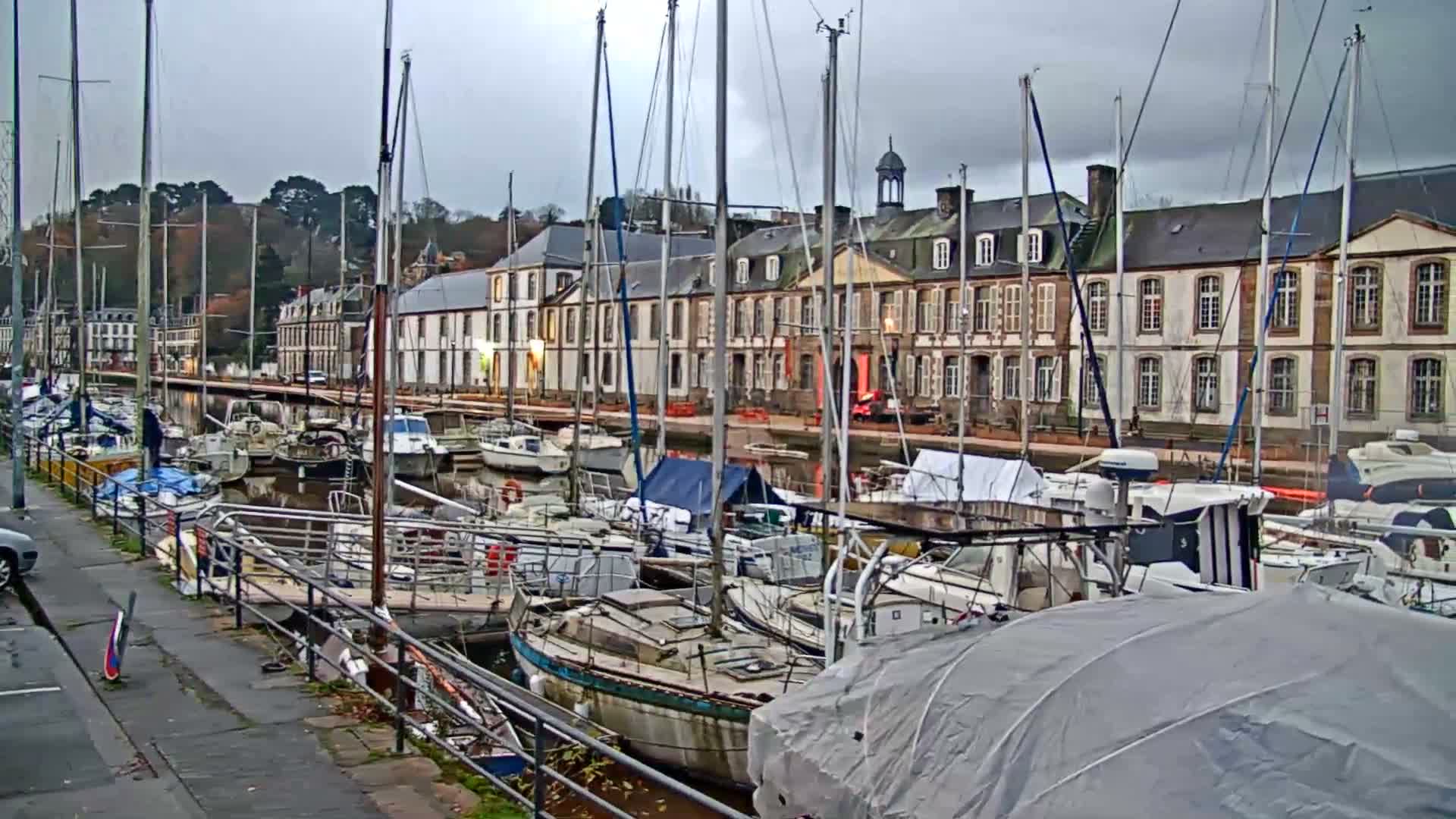 Morlaix City & Port de Morlaix Marine Live Cam - Coat Serho, Morlaix, Finistère, Bretagne, France