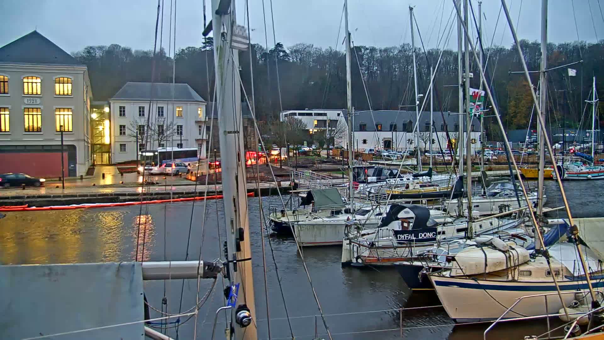 Morlaix City & Port de Morlaix Marine Live Cam - Coat Serho, Morlaix, Finistère, Bretagne, France
