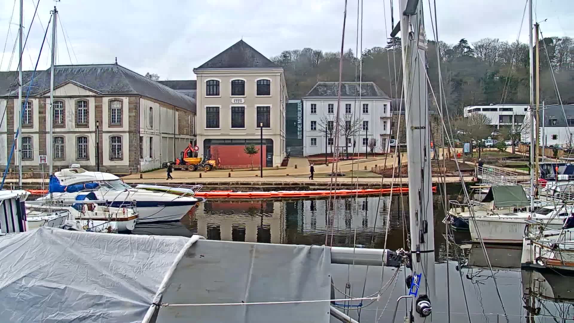 Morlaix City & Port de Morlaix Marine Live Cam - Coat Serho, Morlaix, Finistère, Bretagne, France