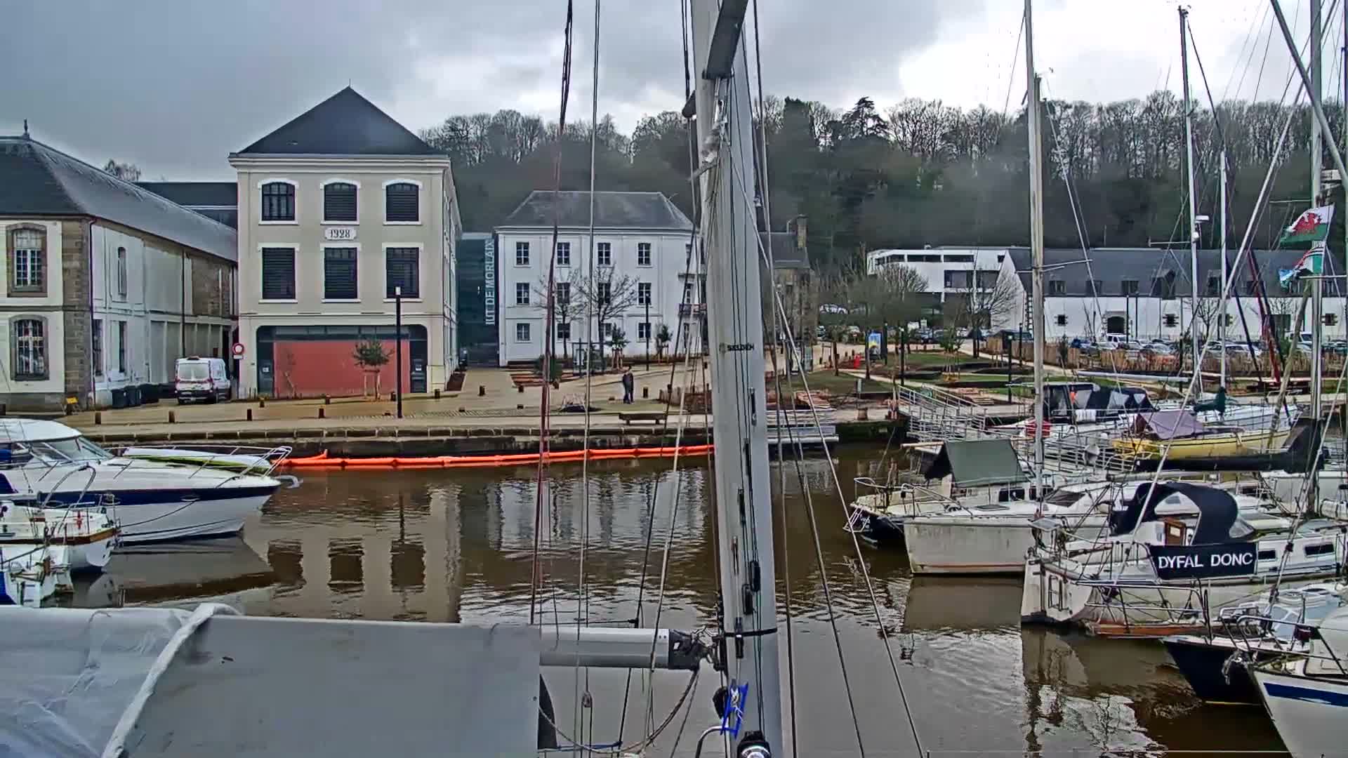 Morlaix City & Port de Morlaix Marine Live Cam - Coat Serho, Morlaix, Finistère, Bretagne, France