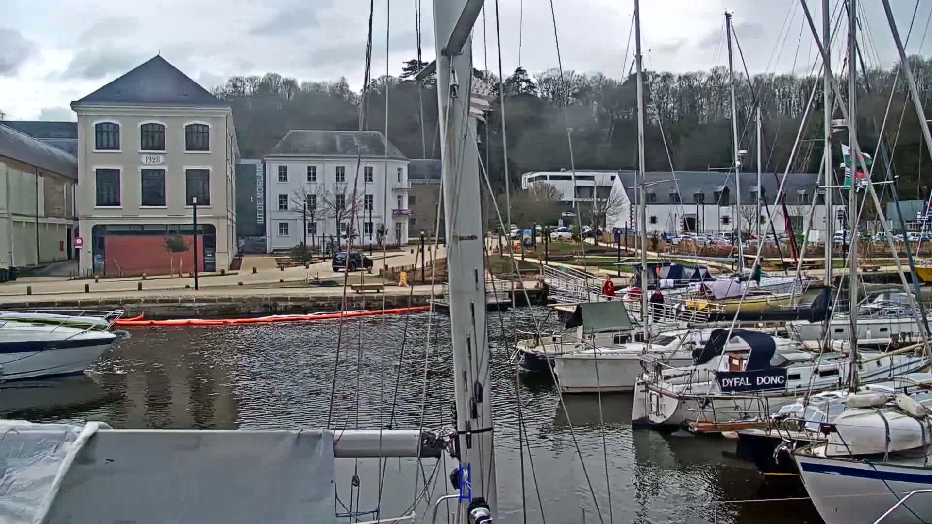 Morlaix City & Port de Morlaix Marine Live Cam - Coat Serho, Morlaix, Finistère, Bretagne, France