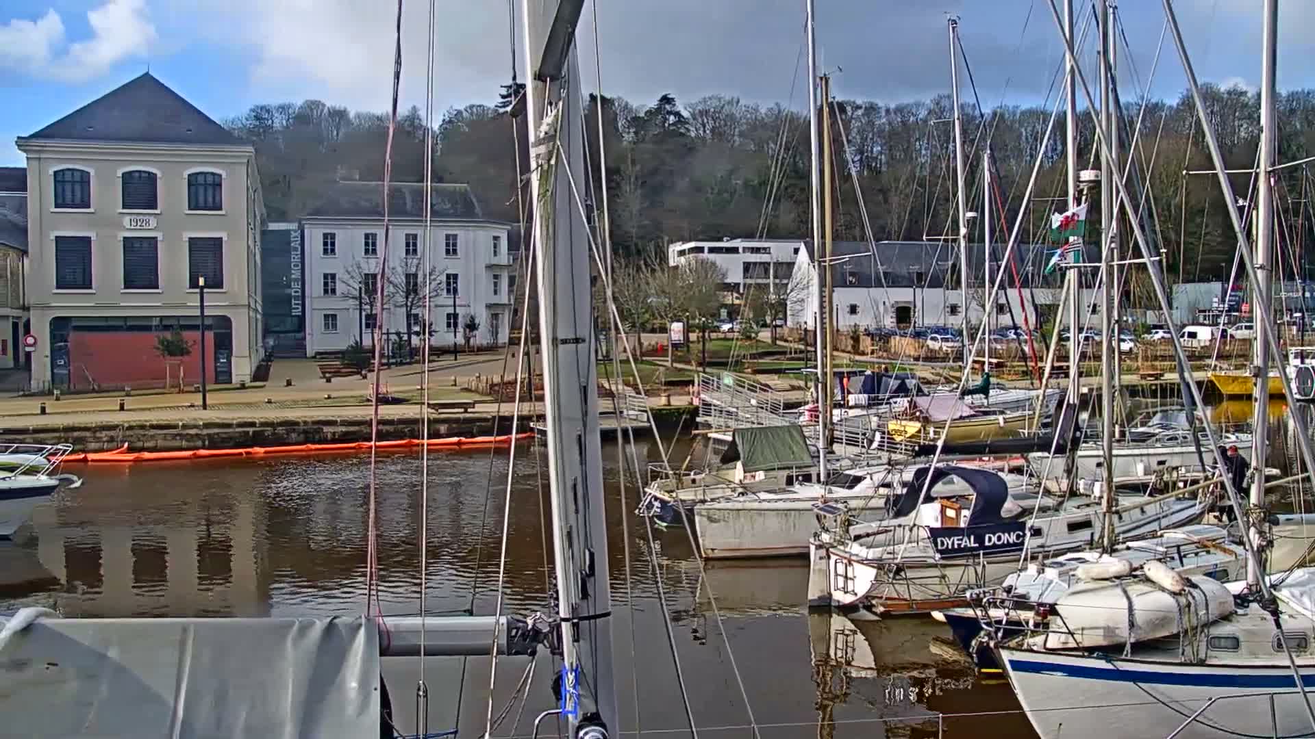 Morlaix City & Port de Morlaix Marine Live Cam - Coat Serho, Morlaix, Finistère, Bretagne, France