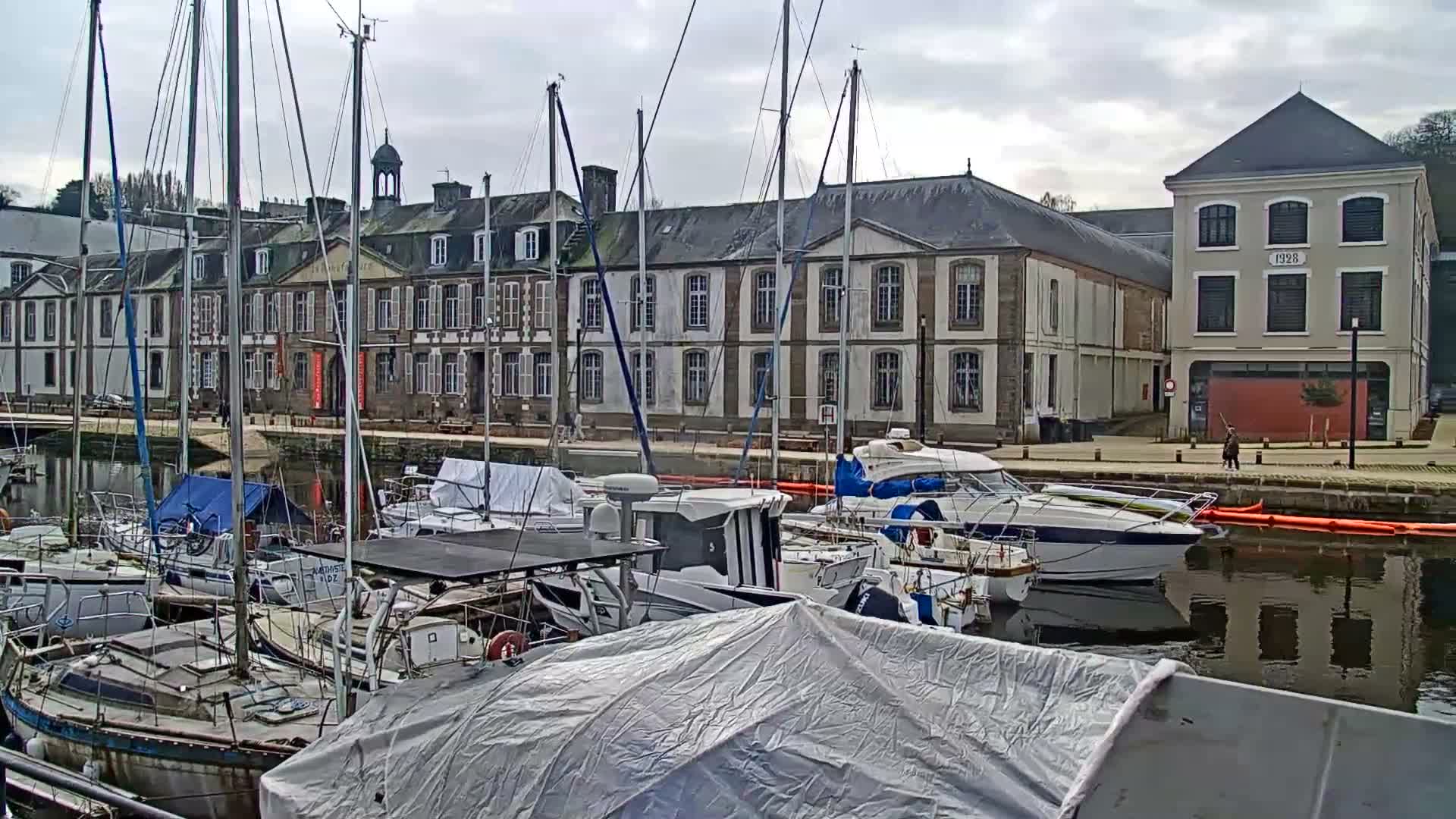 Morlaix City & Port de Morlaix Marine Live Cam - Coat Serho, Morlaix, Finistère, Bretagne, France