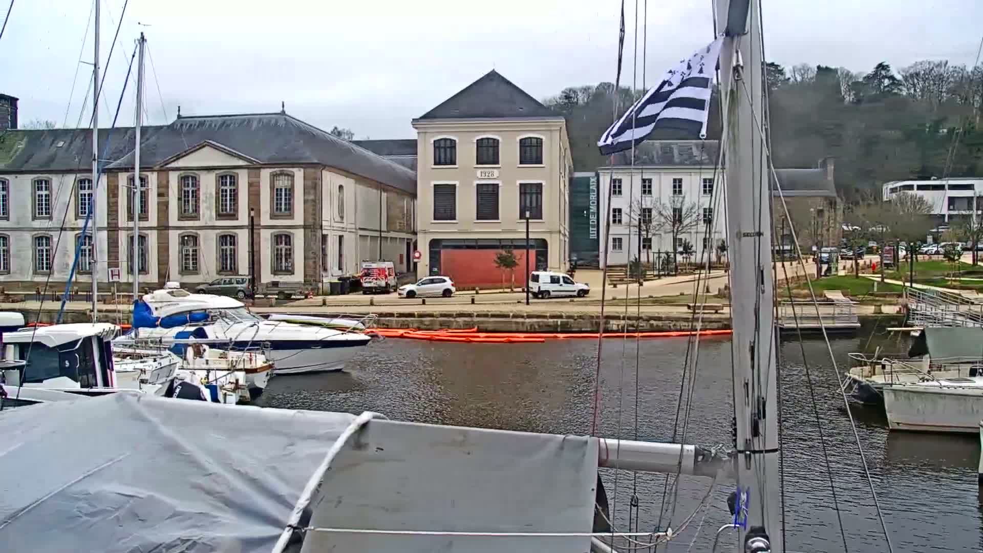 Morlaix City & Port de Morlaix Marine Live Cam - Coat Serho, Morlaix, Finistère, Bretagne, France