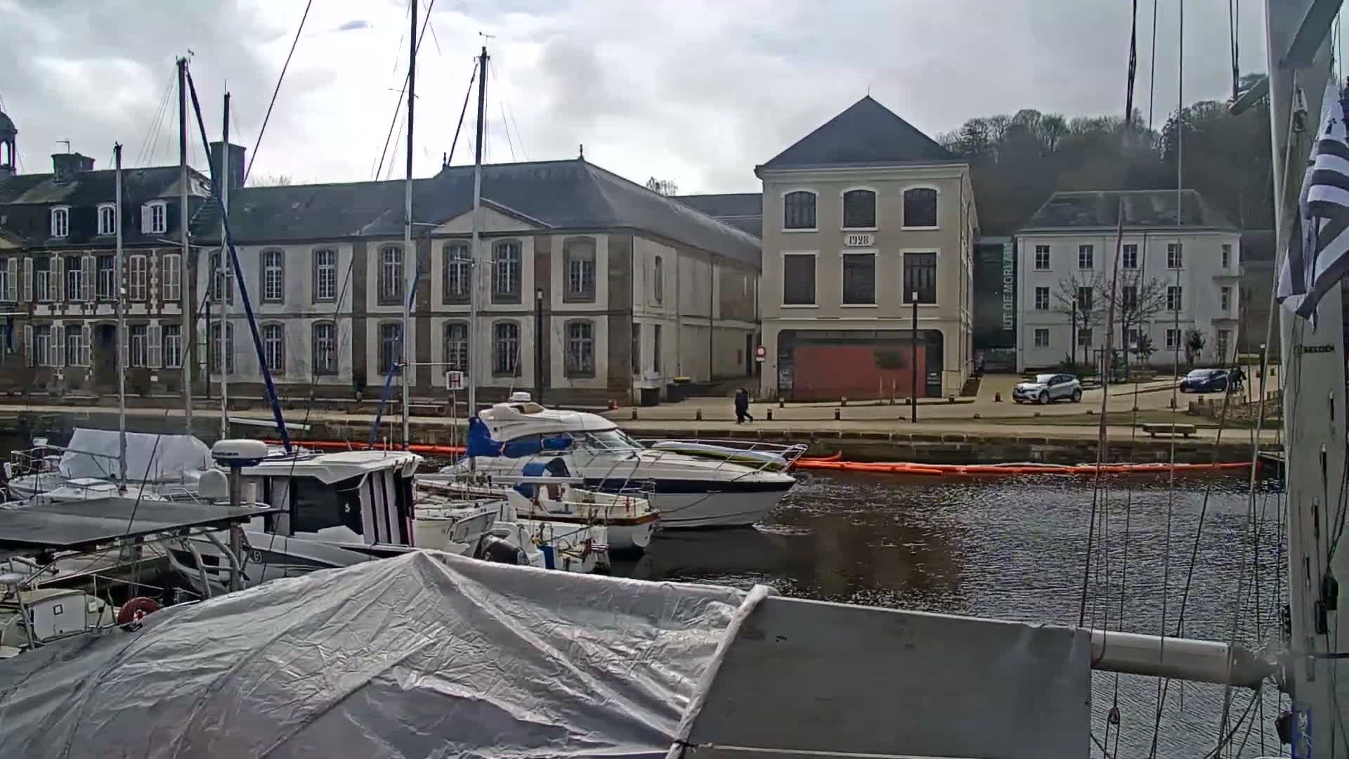Morlaix City & Port de Morlaix Marine Live Cam - Coat Serho, Morlaix, Finistère, Bretagne, France