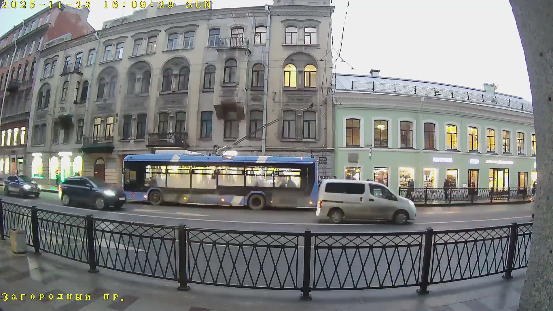 St. Petersburg, Zagorodny Avenue (Zagorodny Prospekt) Live Cam - Vladimirsky, Tsentralny, Saint Petersburg, Northwestern (Severo-Zapadnyy), Russia