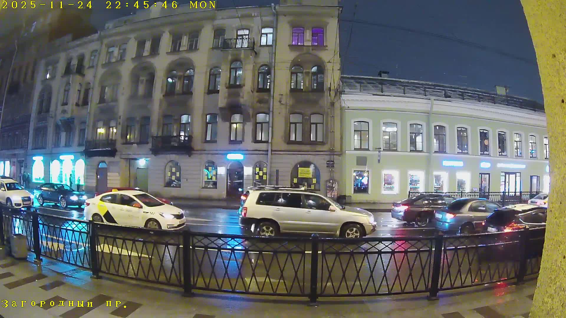 St. Petersburg, Zagorodny Avenue (Zagorodny Prospekt) Live Cam - Vladimirsky, Tsentralny, Saint Petersburg, Northwestern (Severo-Zapadnyy), Russia