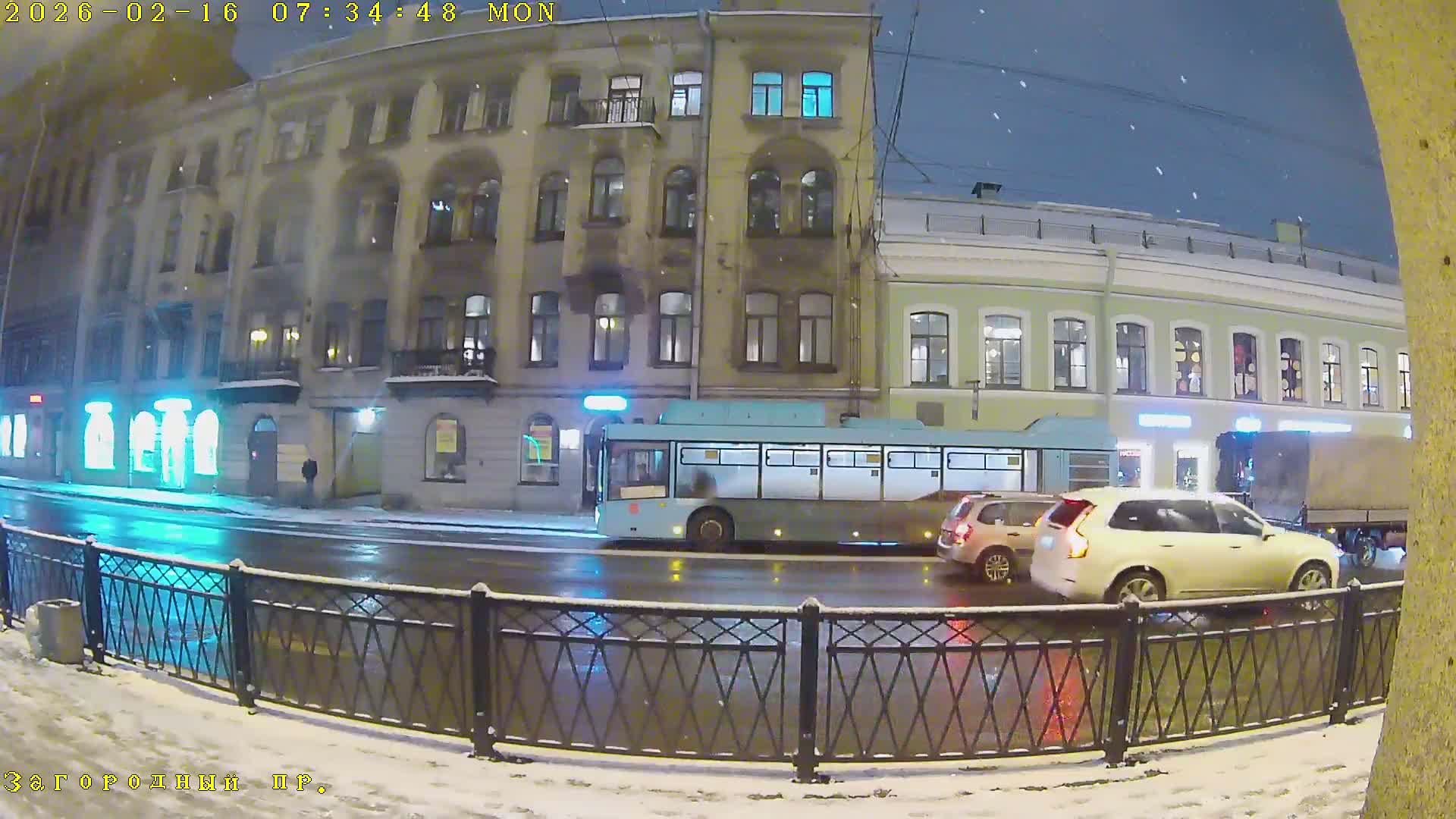 St. Petersburg, Zagorodny Avenue (Zagorodny Prospekt) Live Cam - Vladimirsky, Tsentralny, Saint Petersburg, Northwestern (Severo-Zapadnyy), Russia