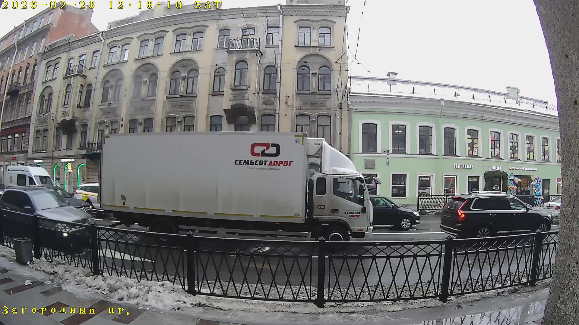 St. Petersburg, Zagorodny Avenue (Zagorodny Prospekt) Live Cam - Vladimirsky, Tsentralny, Saint Petersburg, Northwestern (Severo-Zapadnyy), Russia