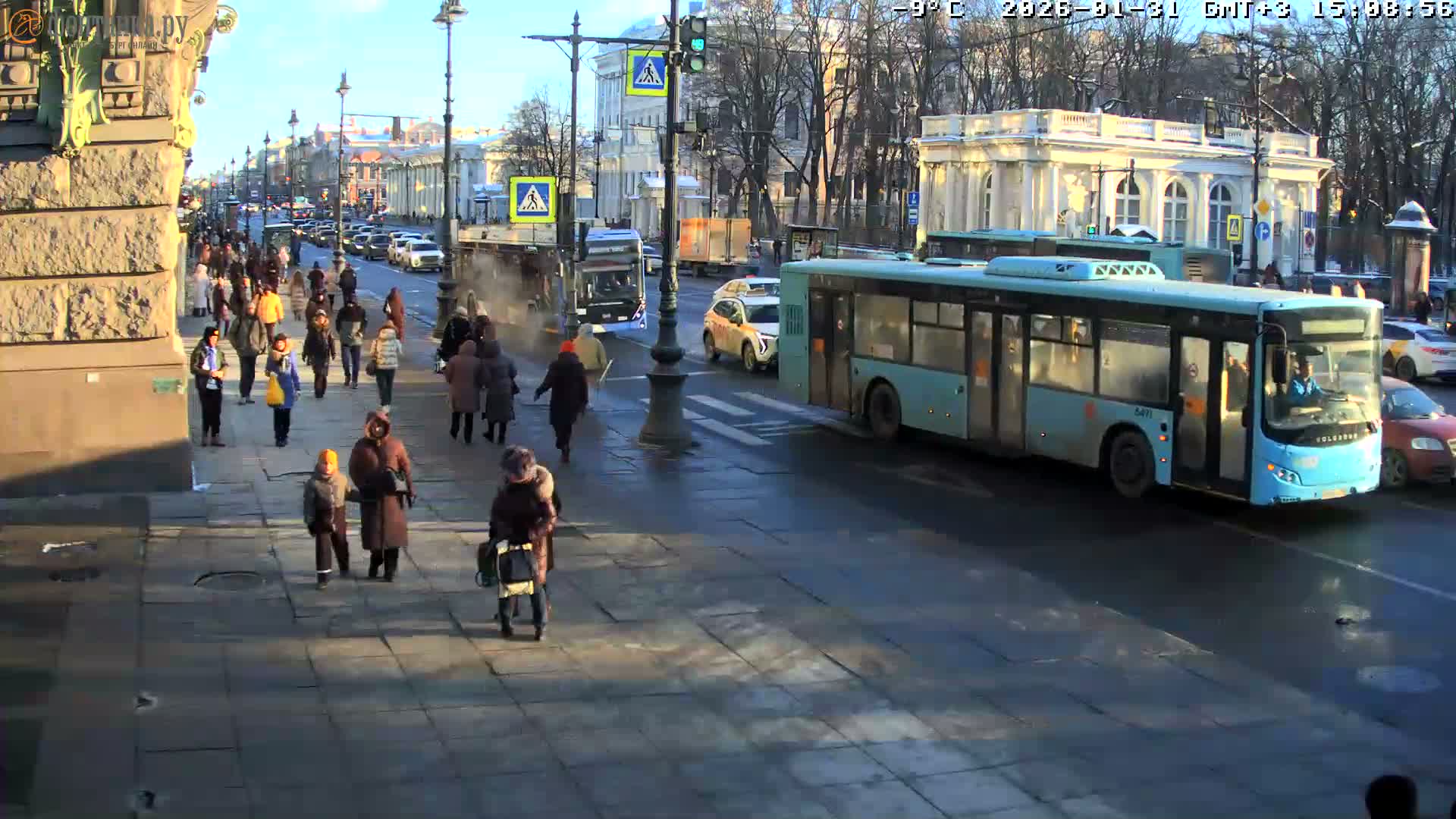 St. Petersburg, Nevskiy Avenue,  Anichkov Palace & Garden (Anitsjkof-Paleis)  Live Cam - Dvortsovy, Tsentralny, Saint Petersburg, Northwestern (Severo-Zapadnyy), Russia