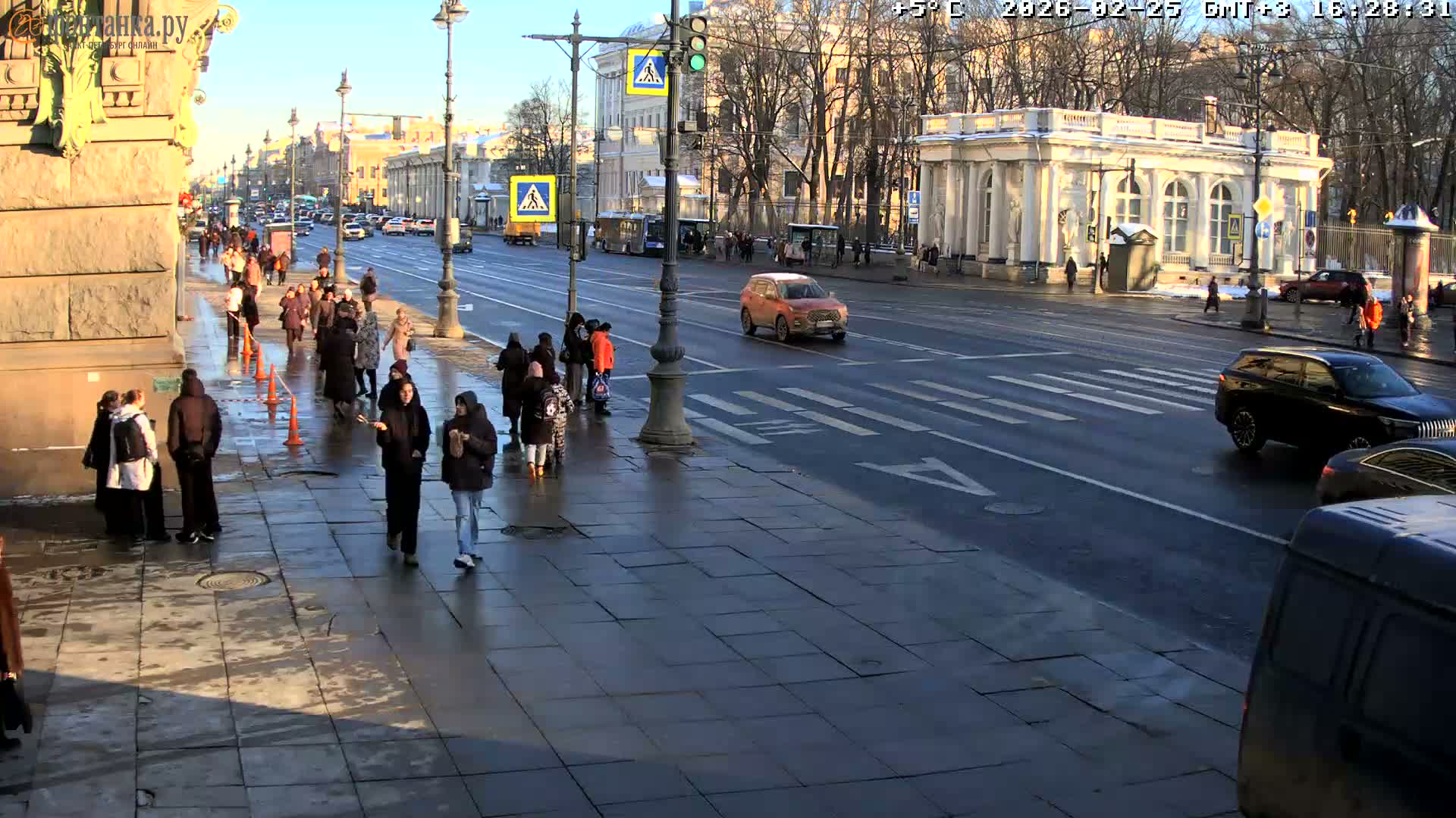 St. Petersburg, Nevskiy Avenue,  Anichkov Palace & Garden (Anitsjkof-Paleis)  Live Cam - Dvortsovy, Tsentralny, Saint Petersburg, Northwestern (Severo-Zapadnyy), Russia