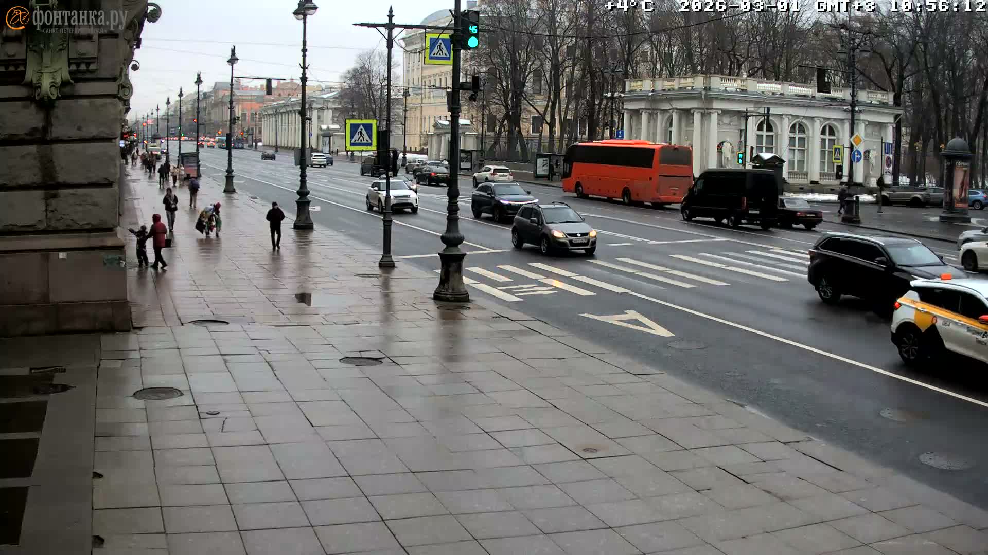 St. Petersburg, Nevskiy Avenue,  Anichkov Palace & Garden (Anitsjkof-Paleis)  Live Cam - Dvortsovy, Tsentralny, Saint Petersburg, Northwestern (Severo-Zapadnyy), Russia