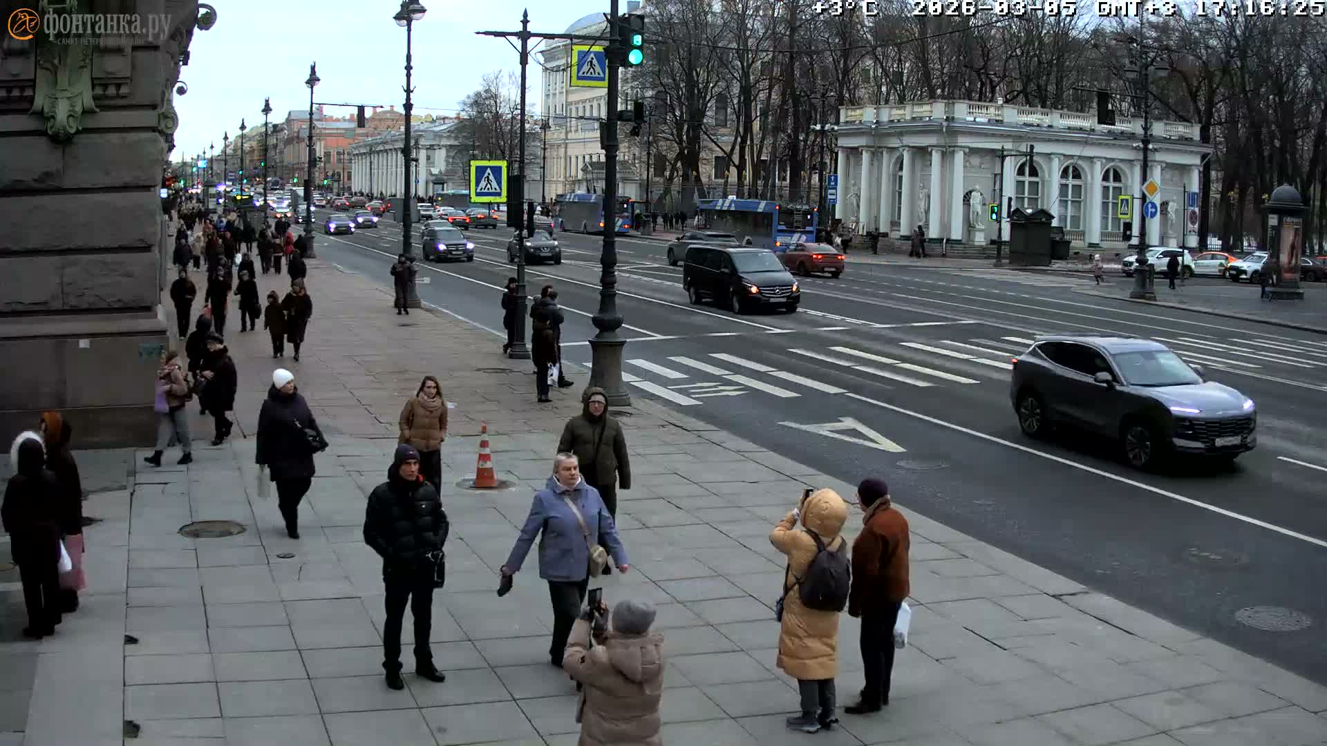 St. Petersburg, Nevskiy Avenue,  Anichkov Palace & Garden (Anitsjkof-Paleis)  Live Cam - Dvortsovy, Tsentralny, Saint Petersburg, Northwestern (Severo-Zapadnyy), Russia