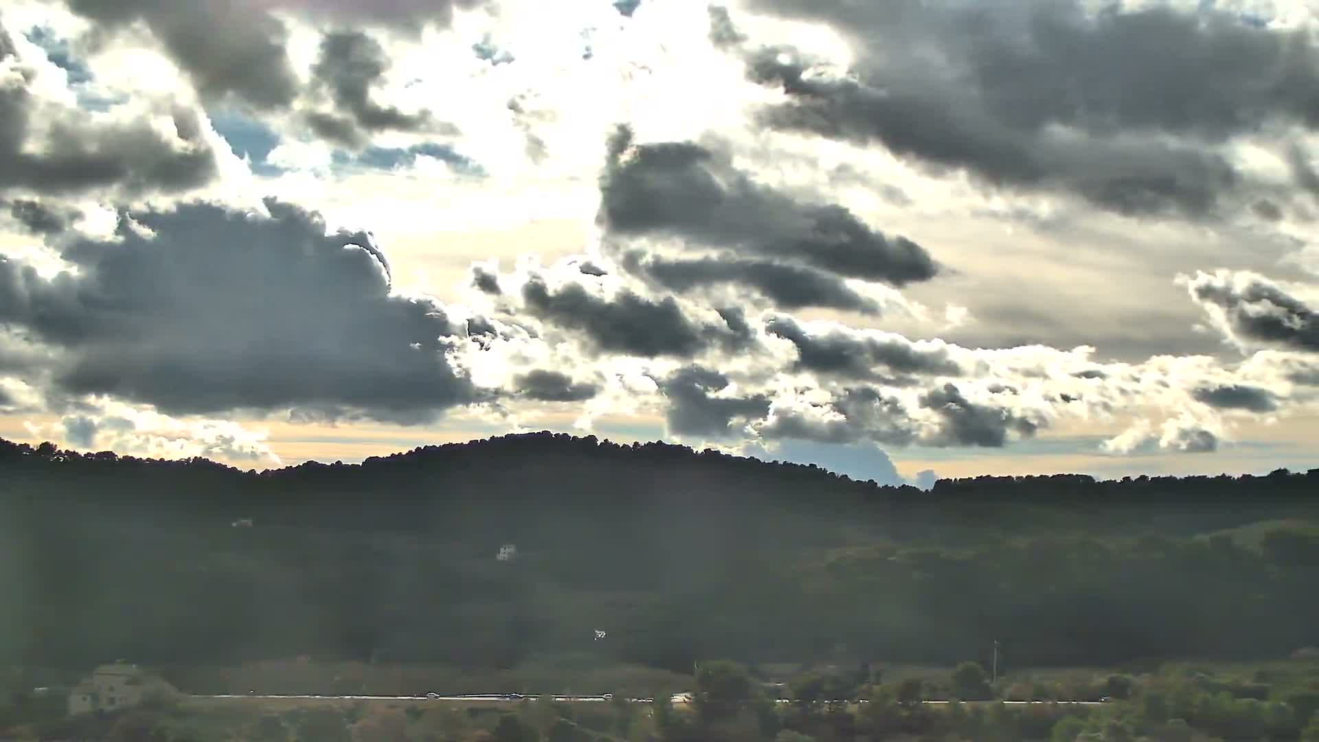 Drome, Venterol Village PTZ Live Cam - Venterol, Nyons, Drôme. Auvergne-Rhône-Alpes, France