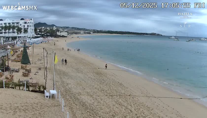 Cabo San Lucas, Playa El Medano Beach towards East View Live Cam - El Medano Ejidal, Los Cabos, Baja California Sur, Mexico