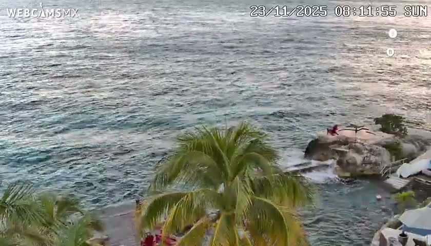 Cozumel Hotel B and Hotel Unique Coast Live Cam - Zona Hotelera Sur, San Mugiel de Cozumel, Municipio de Cozumel, Quintana Roo, Mexico