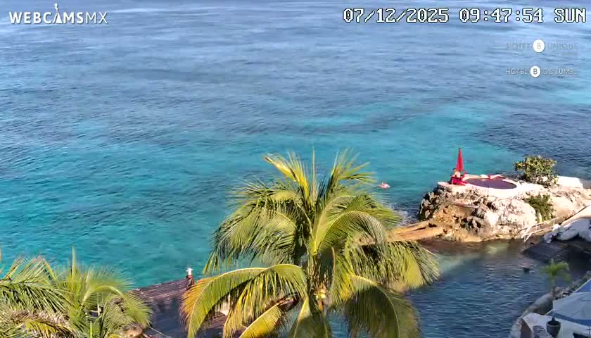 Cozumel Hotel B and Hotel Unique Coast Live Cam - Zona Hotelera Sur, San Mugiel de Cozumel, Municipio de Cozumel, Quintana Roo, Mexico
