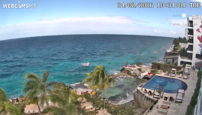 Cozumel Hotel B and Hotel Unique Coast Live Cam - Zona Hotelera Sur, San Mugiel de Cozumel, Municipio de Cozumel, Quintana Roo, Mexico