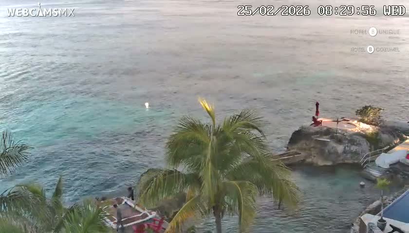 Cozumel Hotel B and Hotel Unique Coast Live Cam - Zona Hotelera Sur, San Mugiel de Cozumel, Municipio de Cozumel, Quintana Roo, Mexico