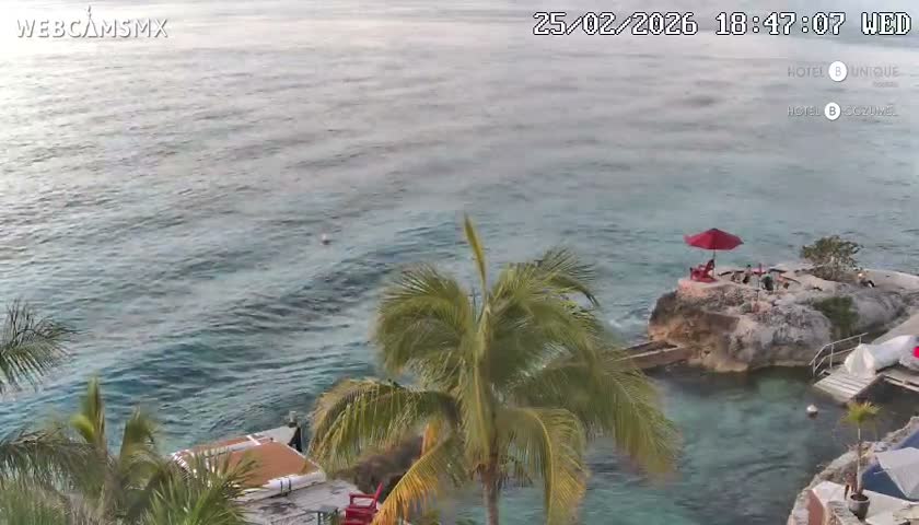 Cozumel Hotel B and Hotel Unique Coast Live Cam - Zona Hotelera Sur, San Mugiel de Cozumel, Municipio de Cozumel, Quintana Roo, Mexico