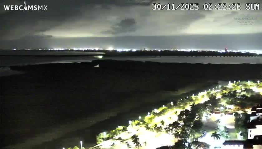  Cancun, Laguna de Nichupté Lagoon Lake & Hotel Zone (Zona Hotelera) Panaromic Live Cam - 