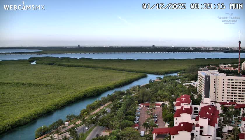  Cancun, Laguna de Nichupté Lagoon Lake & Hotel Zone (Zona Hotelera) Panaromic Live Cam - 