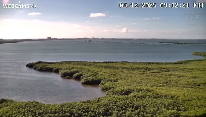  Cancun, Laguna de Nichupté Lagoon Lake & Hotel Zone (Zona Hotelera) Panaromic Live Cam - 