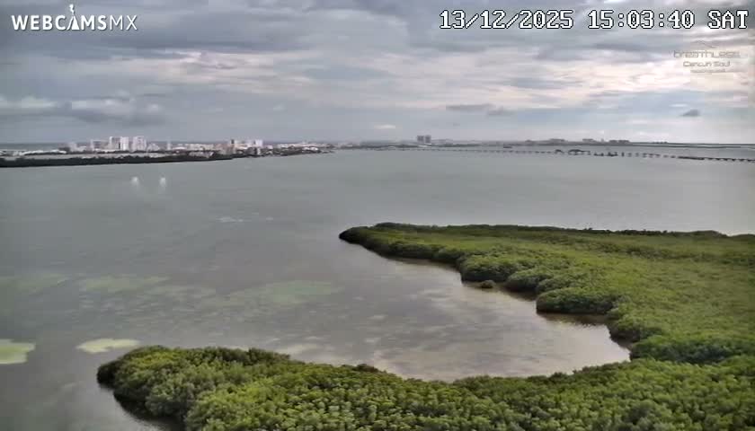  Cancun, Laguna de Nichupté Lagoon Lake & Hotel Zone (Zona Hotelera) Panaromic Live Cam - 