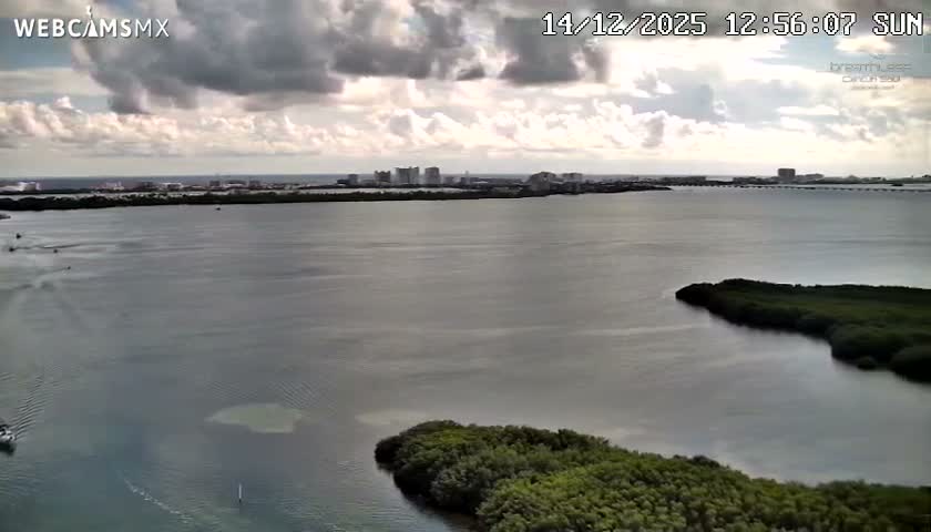  Cancun, Laguna de Nichupté Lagoon Lake & Hotel Zone (Zona Hotelera) Panaromic Live Cam - 