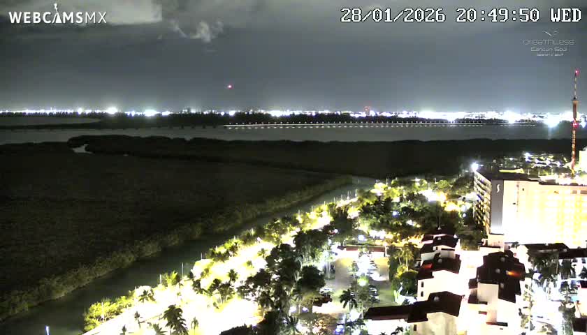  Cancun, Laguna de Nichupté Lagoon Lake & Hotel Zone (Zona Hotelera) Panaromic Live Cam - 