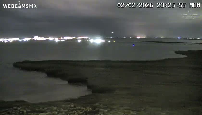  Cancun, Laguna de Nichupté Lagoon Lake & Hotel Zone (Zona Hotelera) Panaromic Live Cam - 