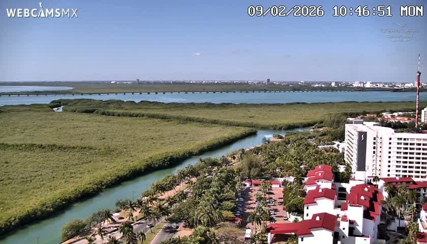  Cancun, Laguna de Nichupté Lagoon Lake & Hotel Zone (Zona Hotelera) Panaromic Live Cam - 