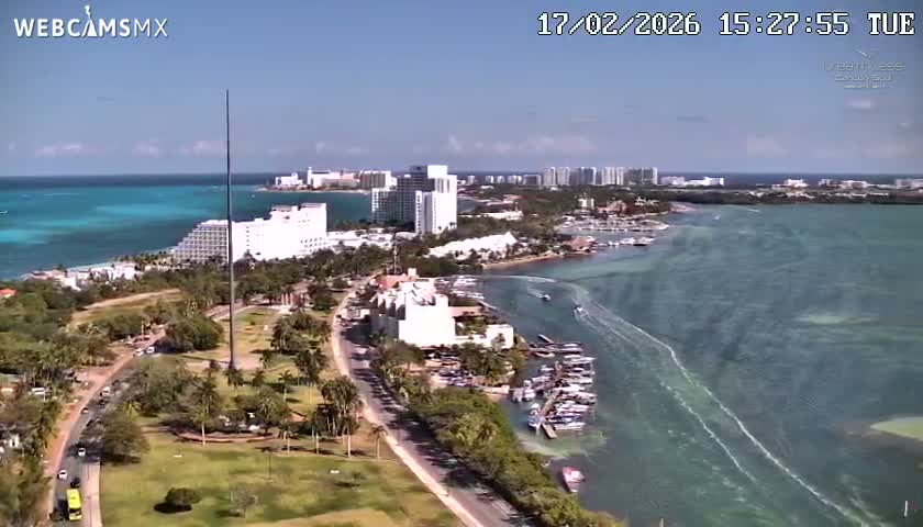  Cancun, Laguna de Nichupté Lagoon Lake & Hotel Zone (Zona Hotelera) Panaromic Live Cam - 