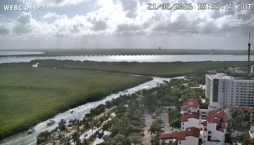  Cancun, Laguna de Nichupté Lagoon Lake & Hotel Zone (Zona Hotelera) Panaromic Live Cam - 