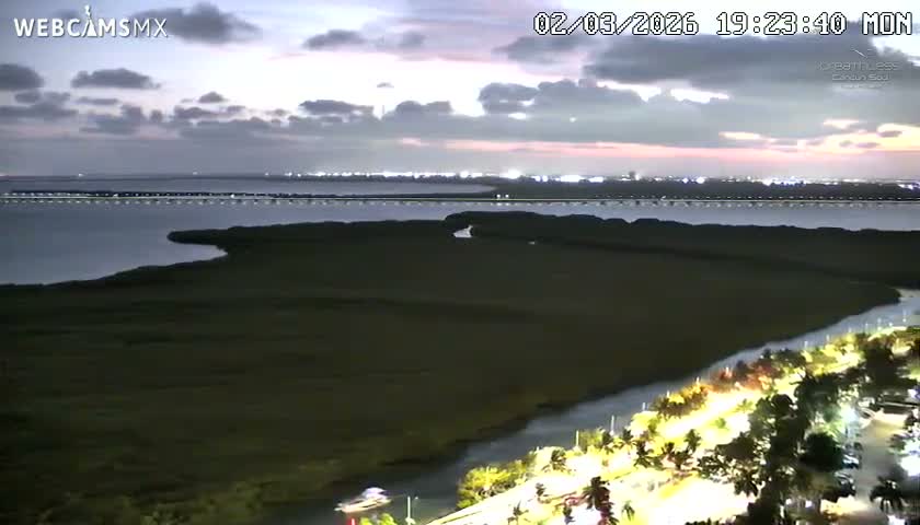  Cancun, Laguna de Nichupté Lagoon Lake & Hotel Zone (Zona Hotelera) Panaromic Live Cam - 