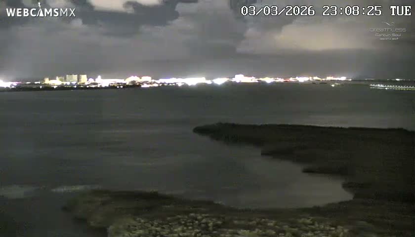  Cancun, Laguna de Nichupté Lagoon Lake & Hotel Zone (Zona Hotelera) Panaromic Live Cam - 
