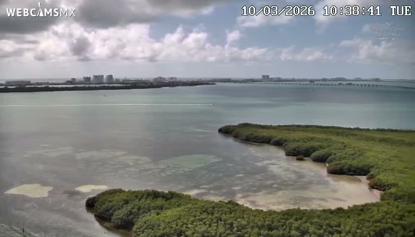  Cancun, Laguna de Nichupté Lagoon Lake & Hotel Zone (Zona Hotelera) Panaromic Live Cam - 