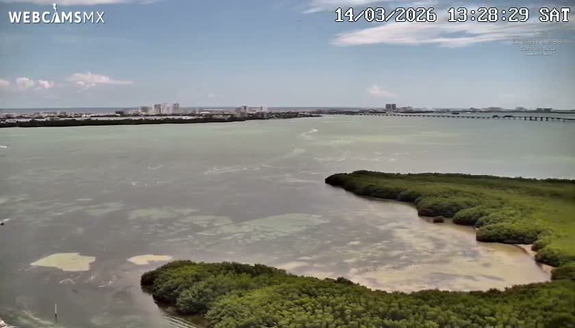  Cancun, Laguna de Nichupté Lagoon Lake & Hotel Zone (Zona Hotelera) Panaromic Live Cam - 