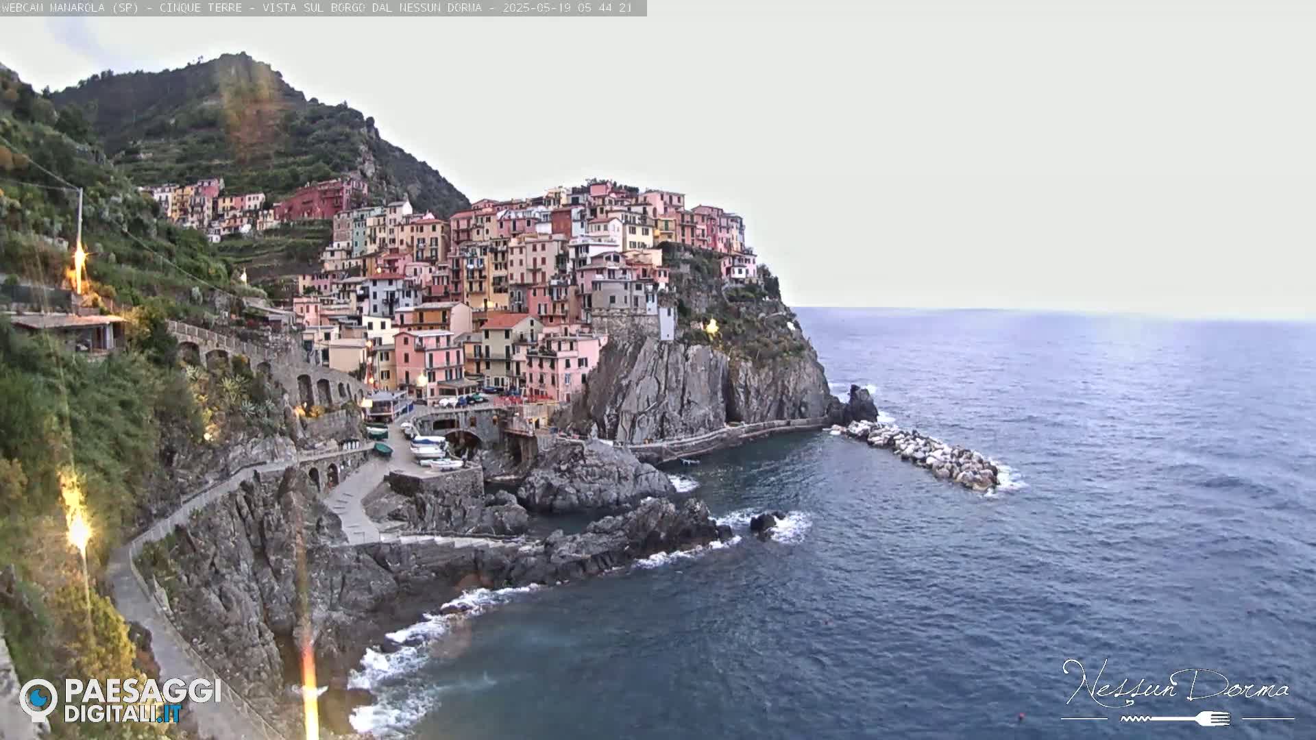Manarola City Live Cam - La Spezia, Linguria, Italy