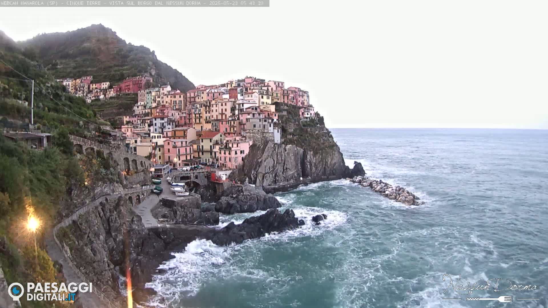 Manarola City Live Cam - La Spezia, Linguria, Italy