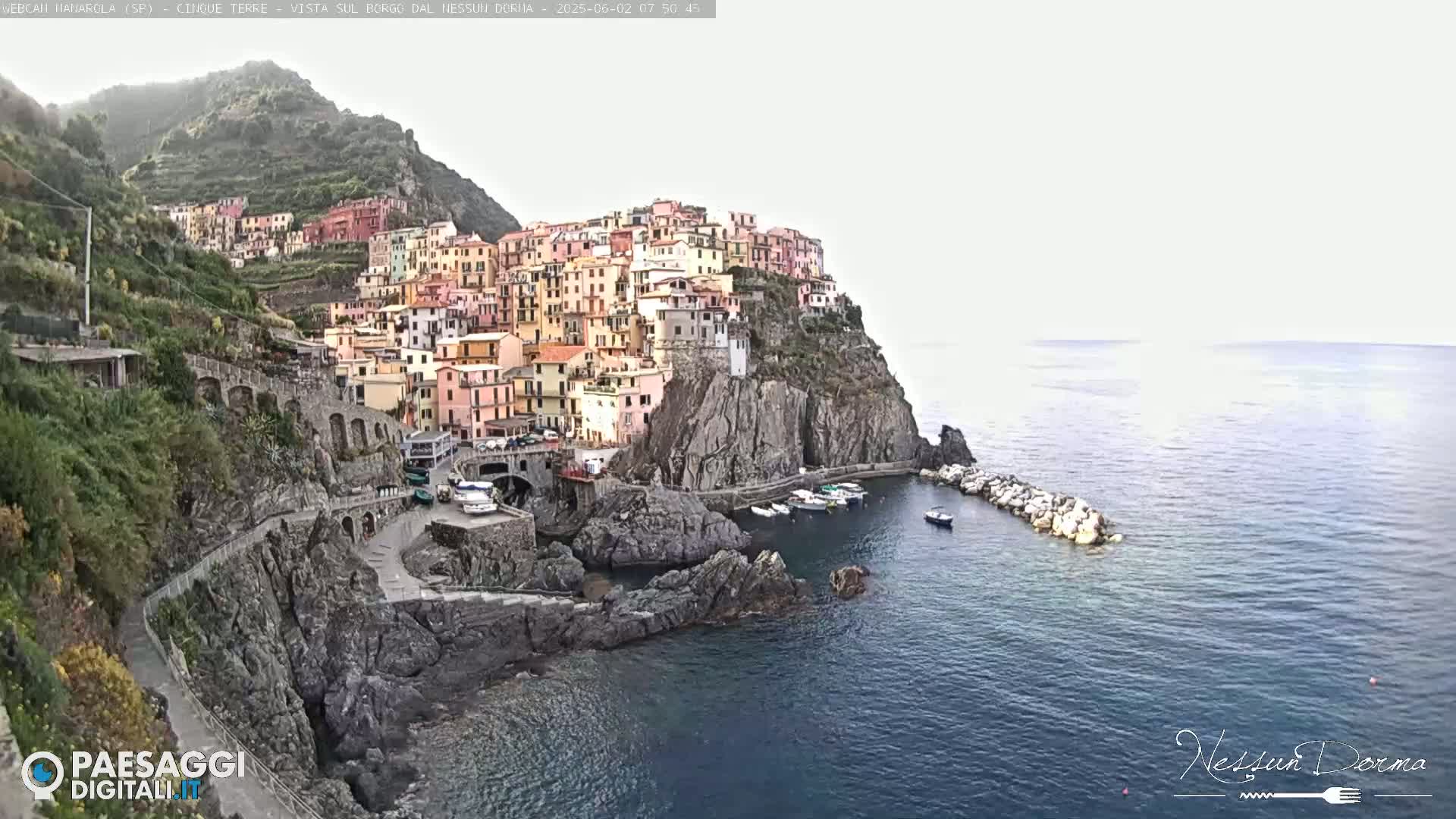 Manarola City Live Cam - La Spezia, Linguria, Italy